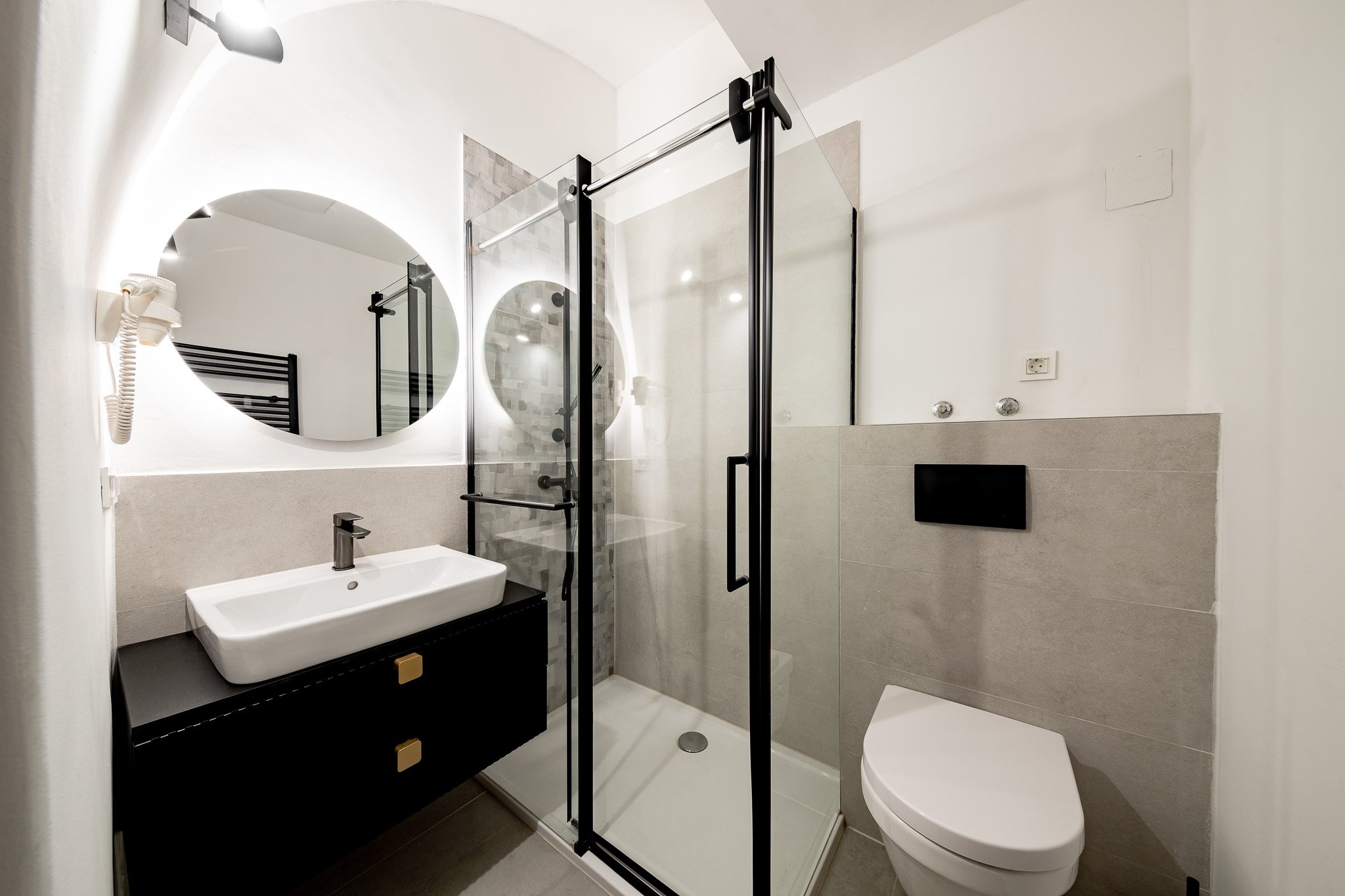 Apartment 3